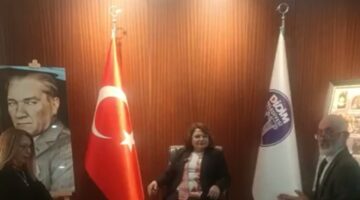 KIRMIZI KOLTUK HATİCE GENÇAY’I KONUK ETTİ.