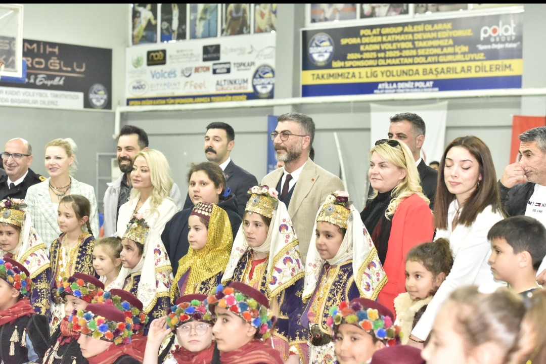 BİZ YAPI USTALARIYIZ HAYATI YÜREĞİMİZLE ÖRERİZ  OTİZMİN FARKINDAYIZ