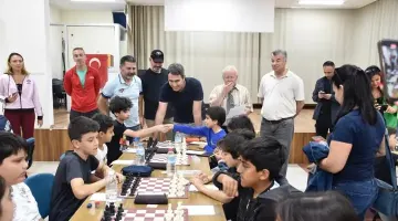 Didim Satranç Turnuvasında Hamleler Yarıştı