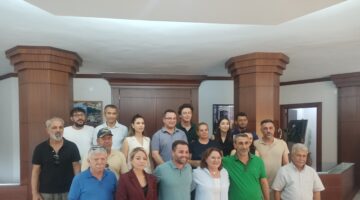 DİDİM BELEDİYESİ MECLİS ÜYELERİ TEK YUMRUK