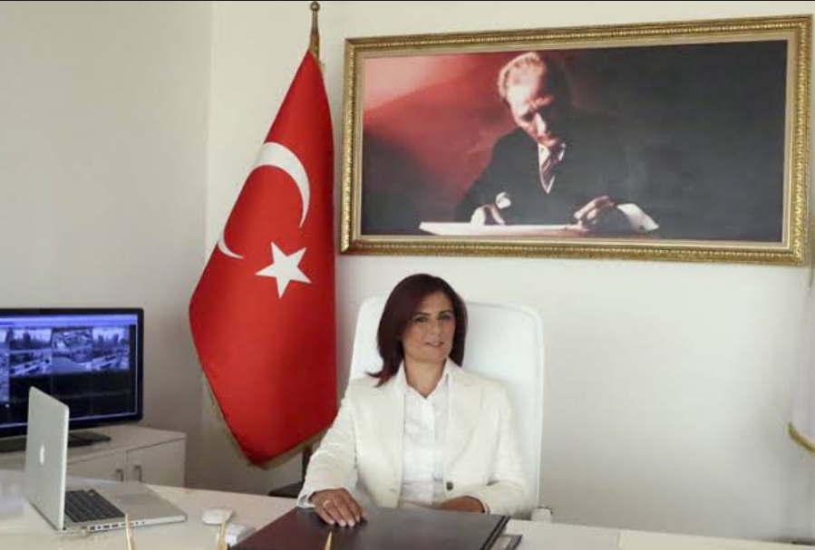 CHP’DE BOMBA ETKİSİ