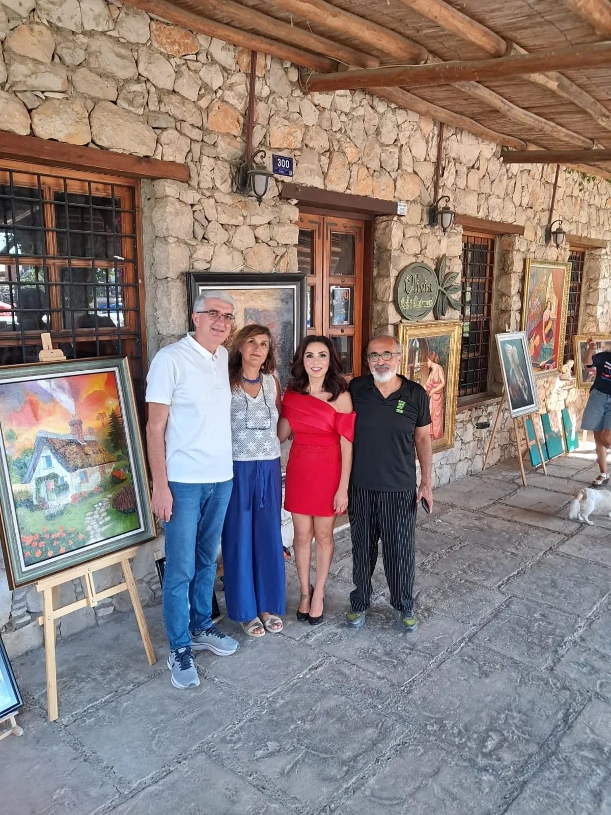 Didim’de Sanatseverler Dokusal Sergiyle Buluştu