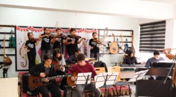 GENÇAY YERLİ MALI HAFTASI DOLAYISIYLA ÇOCUKLARLA BULUŞTU