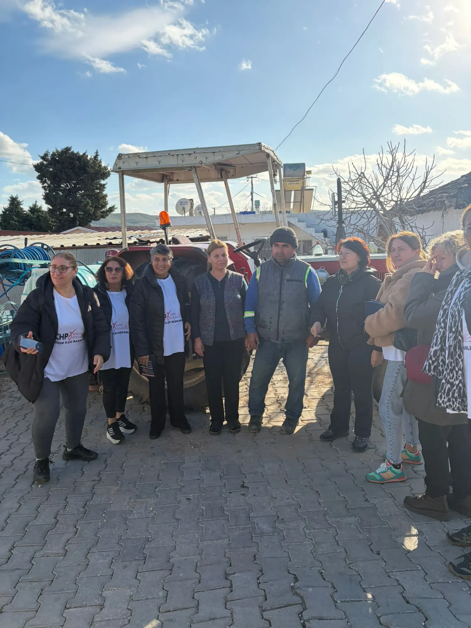 CHP Kadın Kolları ‘ndan Akköy ‘e Ziyaret