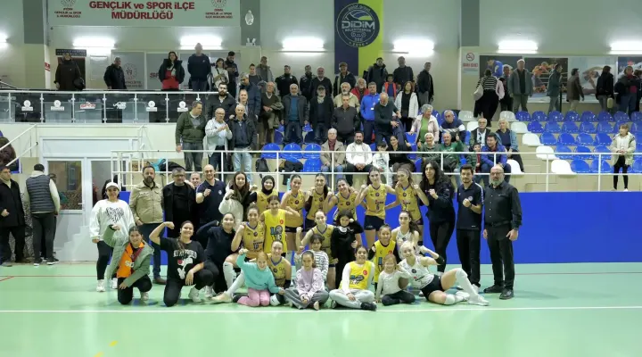 POLAT GROUP DİDİM BELEDİYESPOR KADIN VOLEYBOL TAKIMI SAHADA ŞÖLEN YAŞATTI