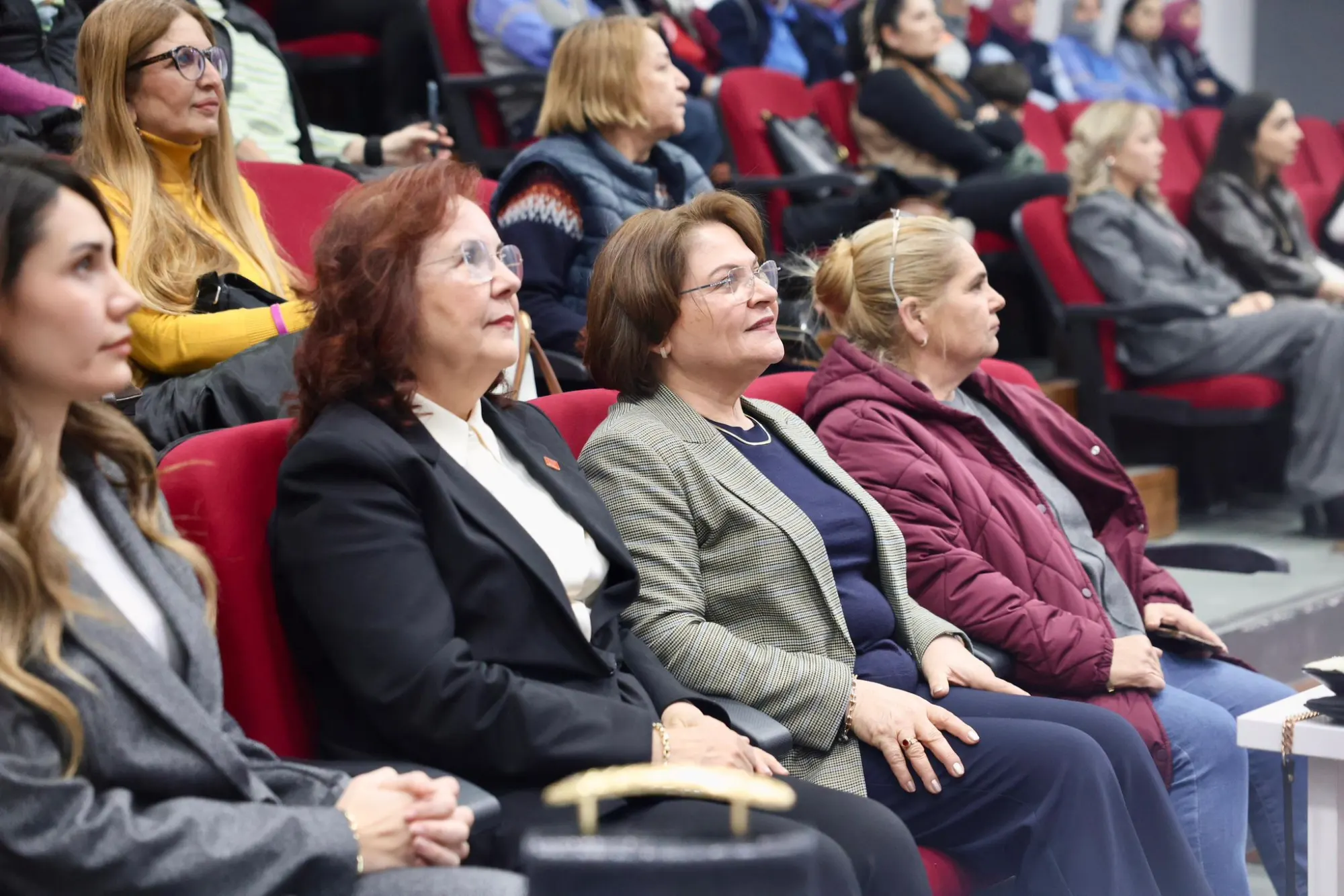 DİDİM BELEDİYESİ’NDEN KADIN SAĞLIĞINA YÖNELİK BİLİNÇLENDİRME SEMİNERİ