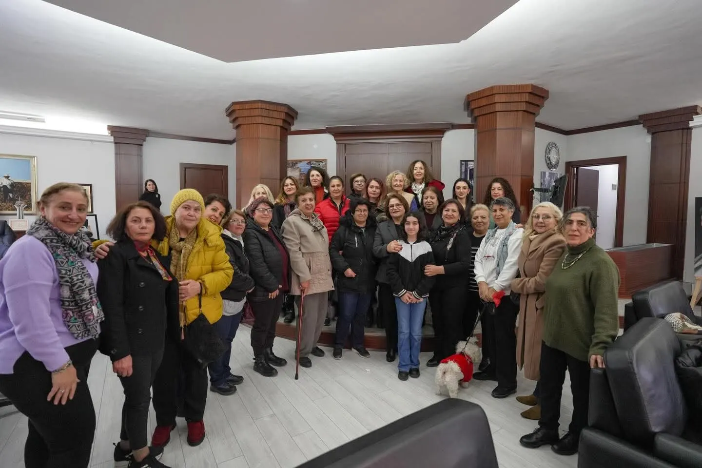 CHP DİDİM KADIN KOLLARINDAN BAŞKAN GENÇAY ‘A MORAL ZİYARETİ