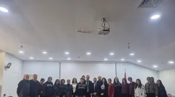 İstiklal Marşı Bilgi Yarışmasında Büyük Başarı: Mesleki Teknik Anadolu Lisesi İlçe Birincisi Oldu