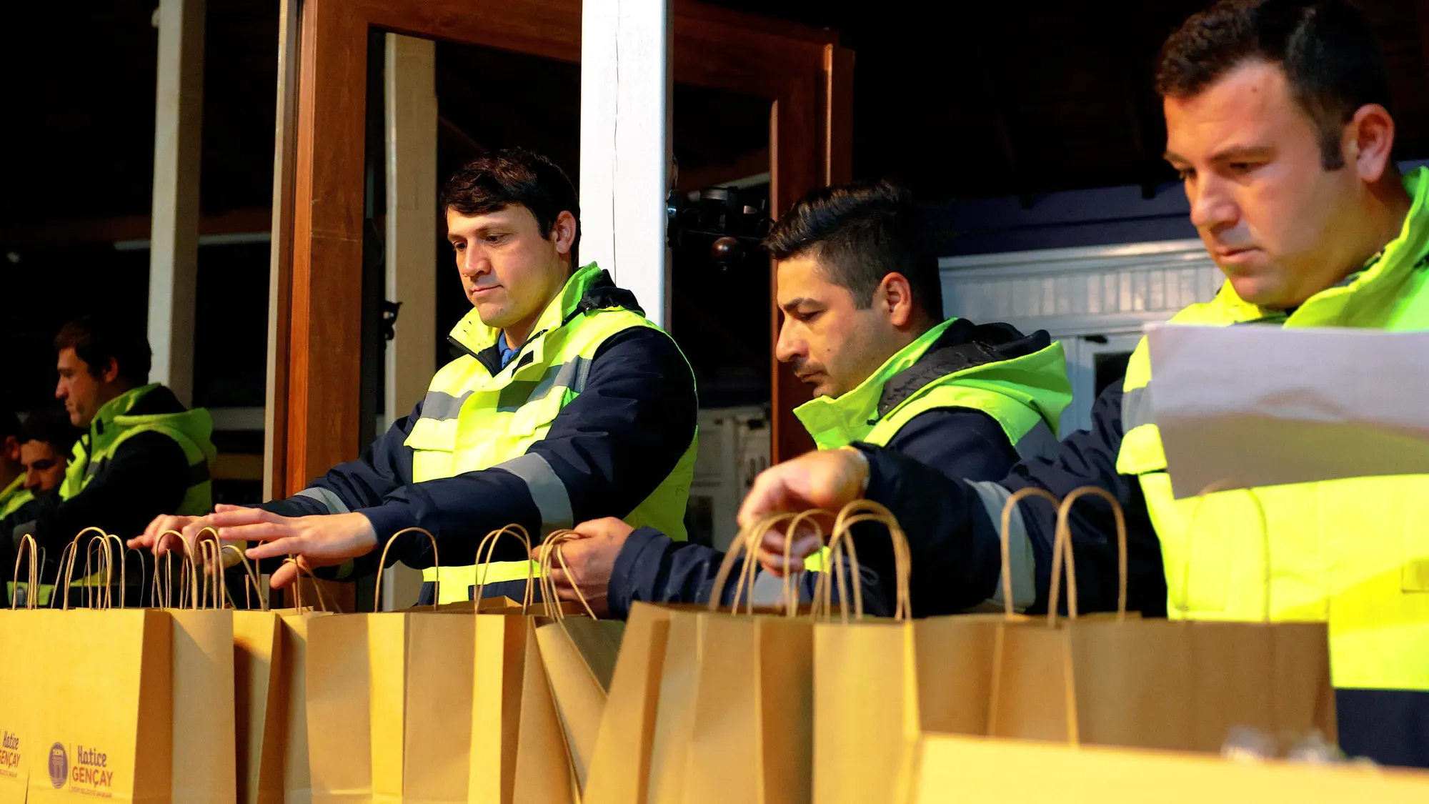 Öğrenciler Güne Didim Belediyesi’nin Destek Paketiyle Başlıyor