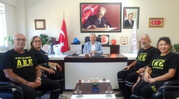 Didim Arama Kurtarma (AKE) ekibi, kurumsal ilişkileri güçlendirmek ve olası afet/acil durum ortak çalışmaları üzerine görüşmek üzere Didim İlçe Milli Eğitim Müdürü Mustafa Çalışkan’ı Makamında Ziyaret Etti